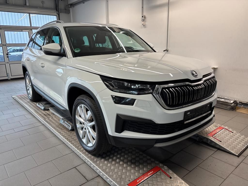 Skoda Kodiaq Style 4x4 2.0TDI DSG Navi AHK SHZ ACC LED — photo 2