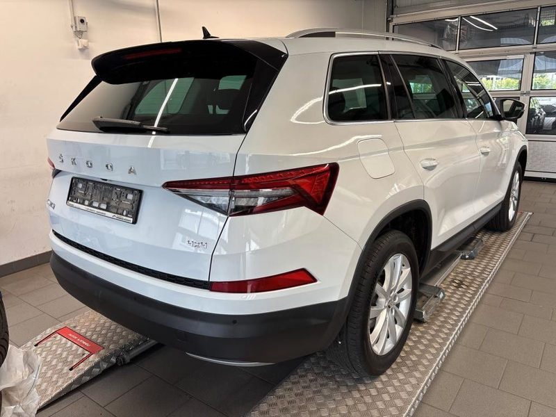 Skoda Kodiaq Style 4x4 2.0TDI DSG Navi AHK SHZ ACC LED — photo 4