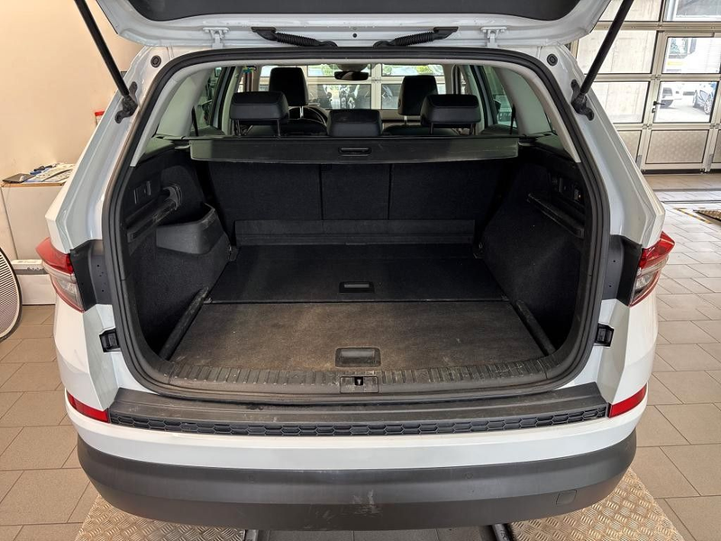 Skoda Kodiaq Style 4x4 2.0TDI DSG Navi AHK SHZ ACC LED — photo 7