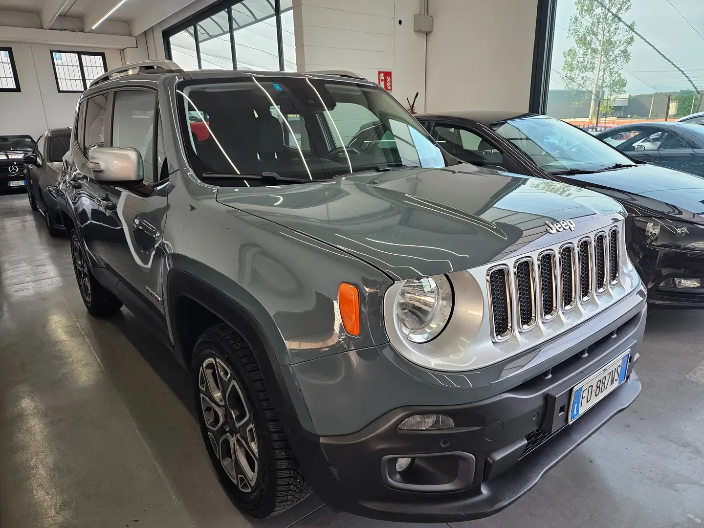Jeep Renegade 1.4 m-air Limited 4wd 170cv AUTO - 1