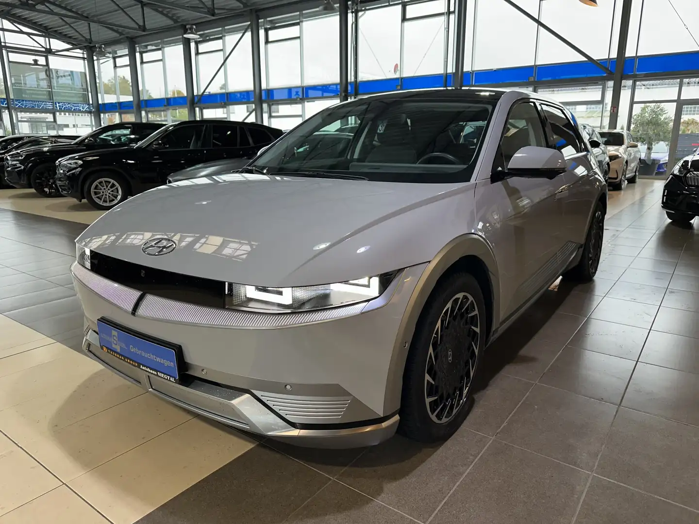 Hyundai IONIQ 5 4WD Uniq *ACC*Leder*Navi*360°Cam*Pano Gris - 1