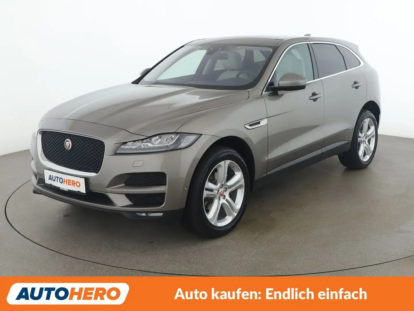 Jaguar F-Pace 25t Prestige AWD Grau - 1