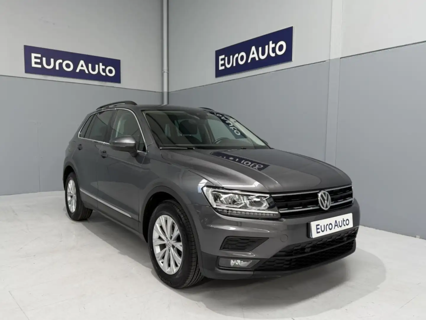 Volkswagen Tiguan 2.0TDI Advance 110kW Gris - 1