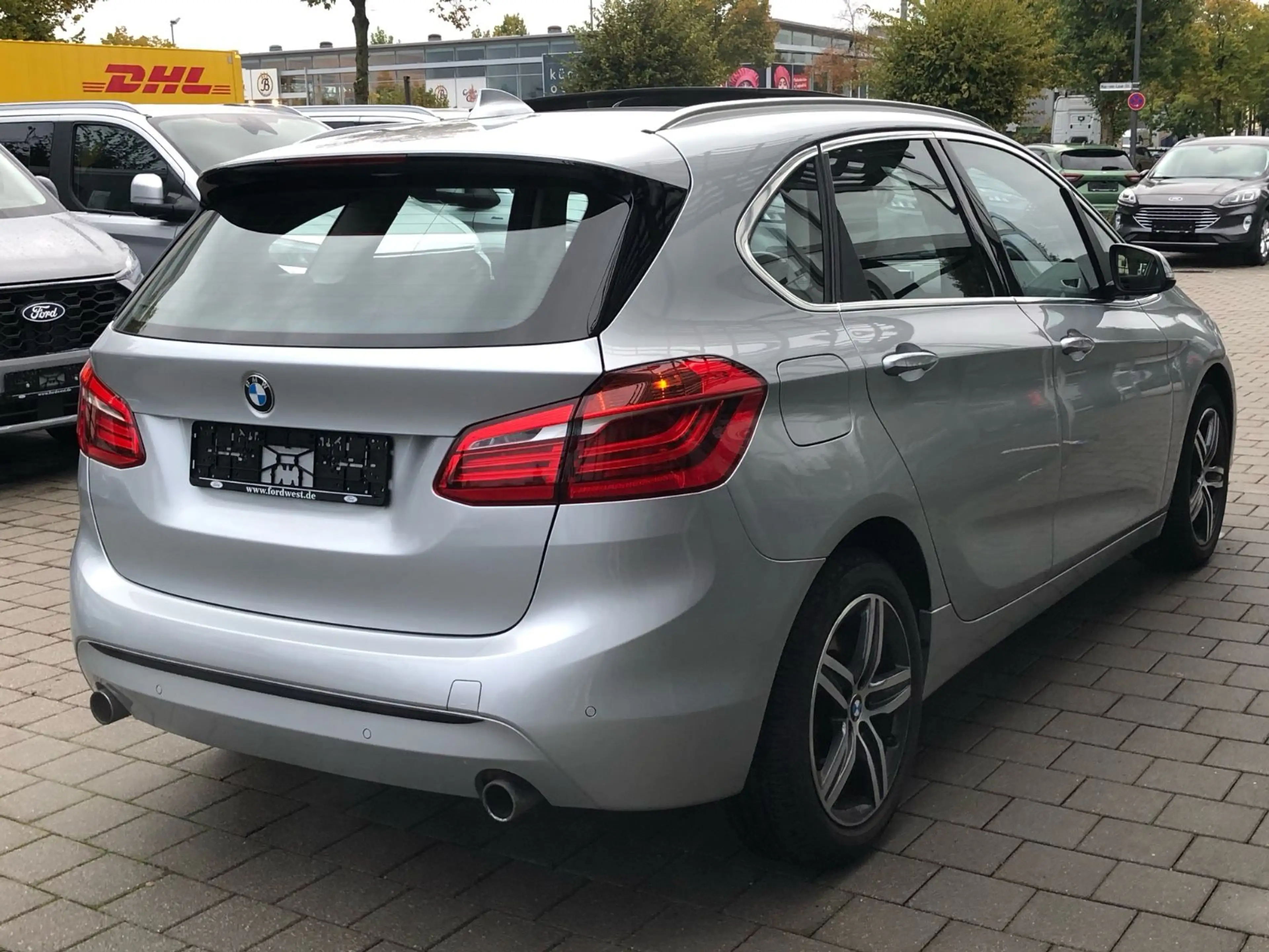 BMW 225 244 BMW Active Tourer 225i Automatik Sport Line — photo 7