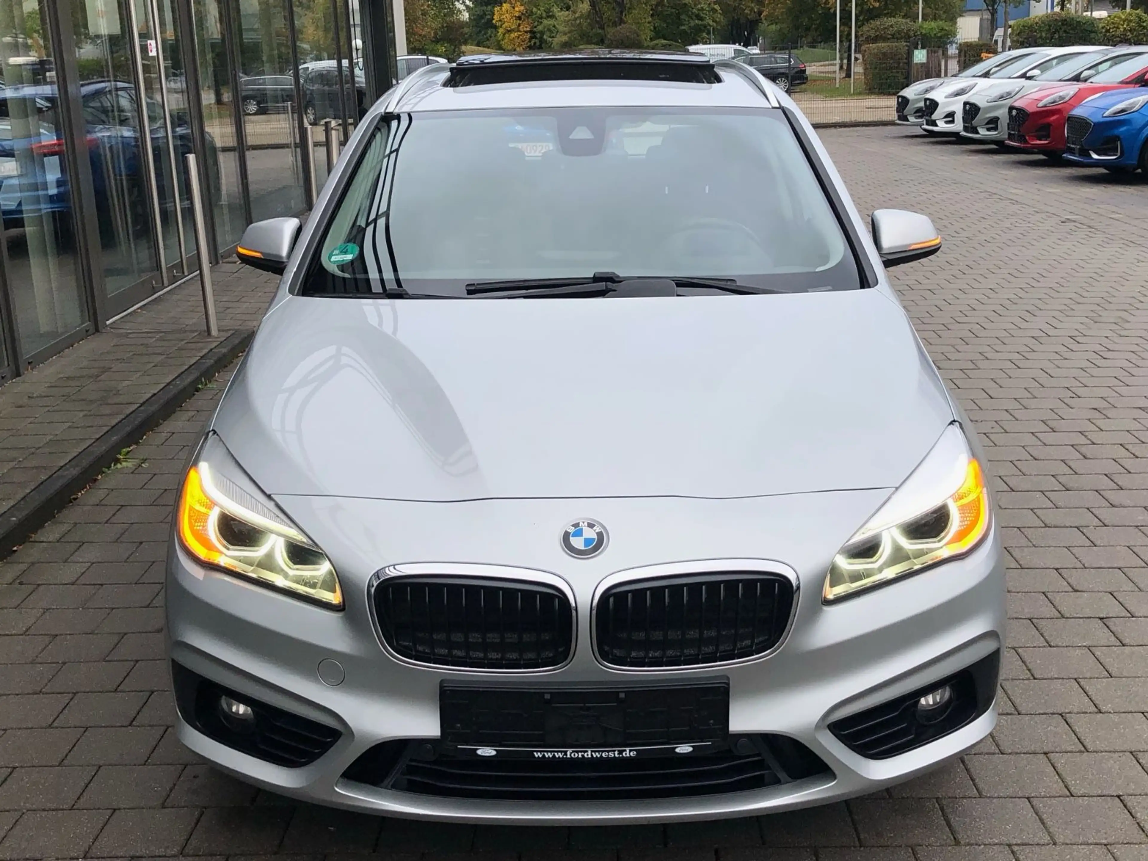 BMW 225 244 BMW Active Tourer 225i Automatik Sport Line — photo 4