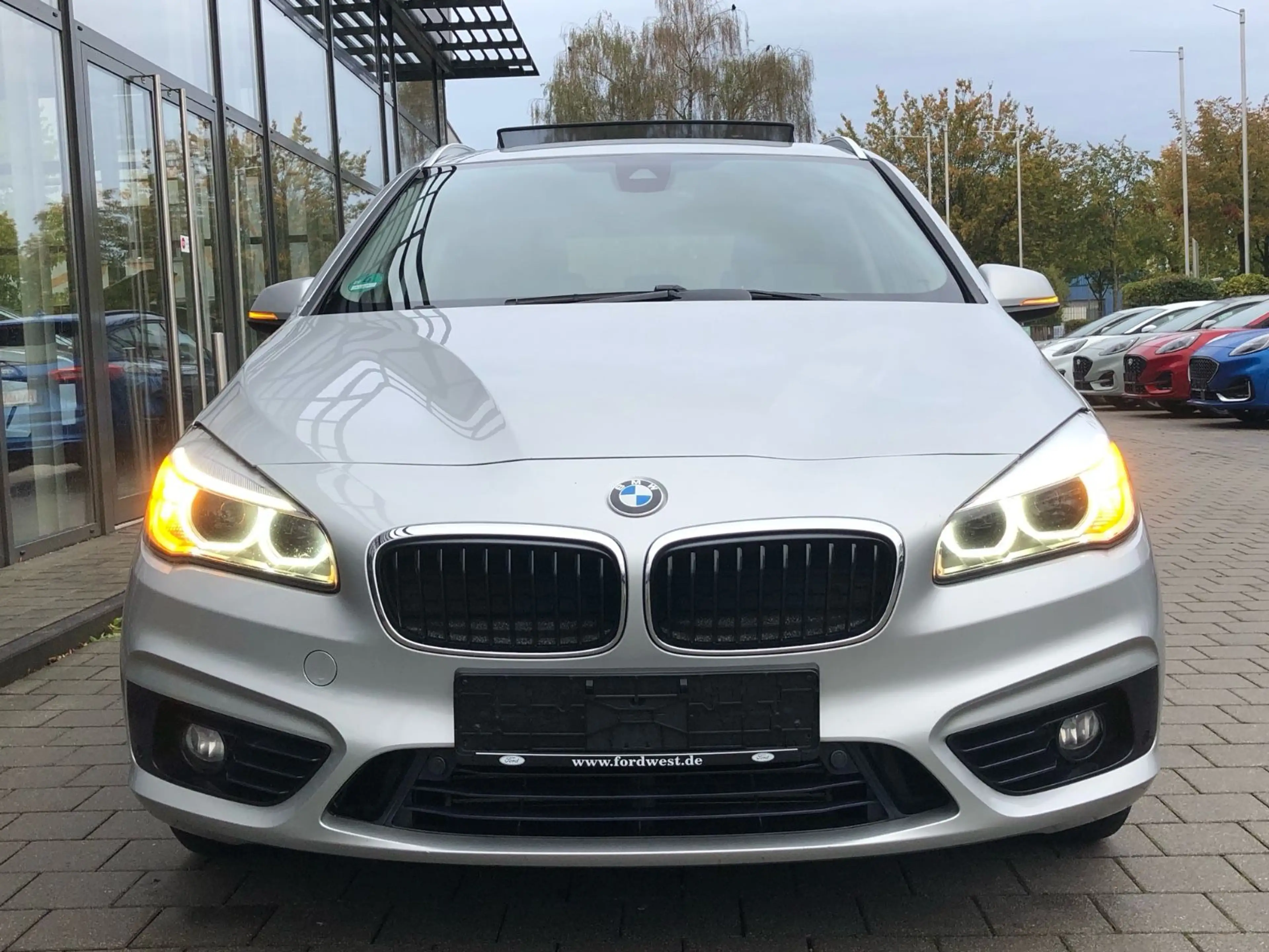 BMW 225 244 BMW Active Tourer 225i Automatik Sport Line — photo 5
