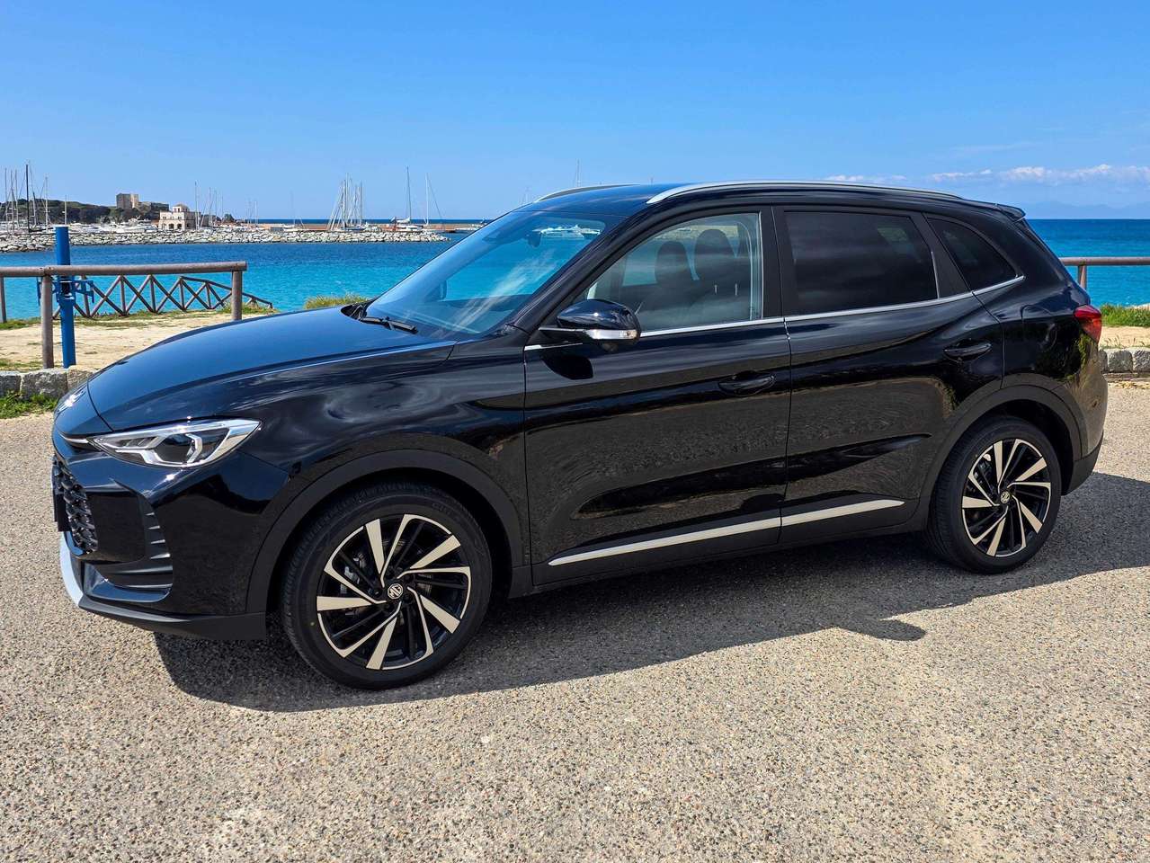 MG ZS 1.5 hybrid+ Luxury auto