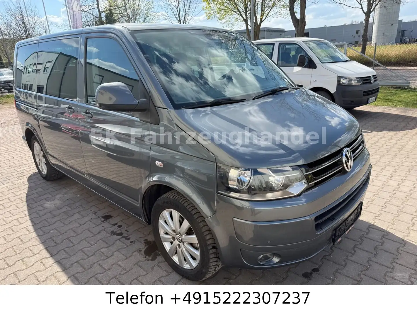 Volkswagen T5 Transporter T5 Bus Multivan Team DSG Grigio - 2