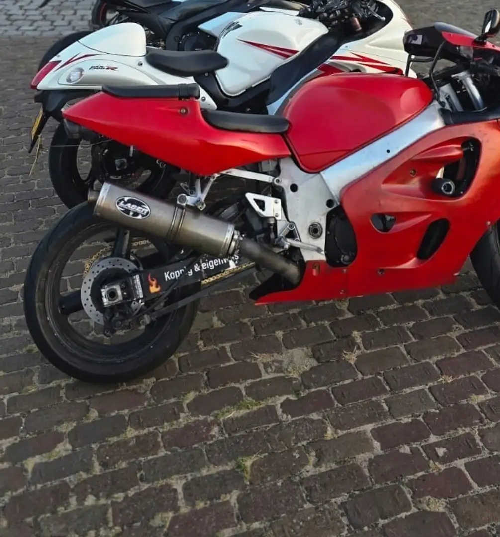 Suzuki GSX-R 600 srad Czerwony - 2