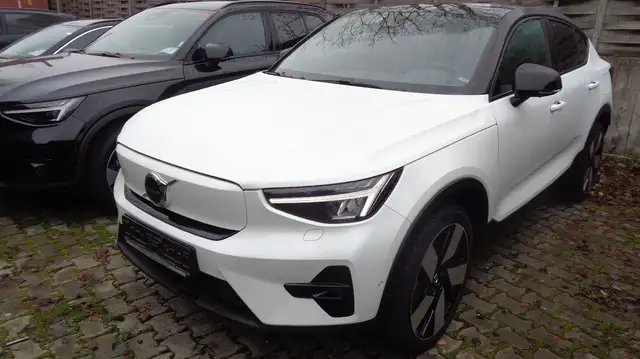 Volvo C40 Ultimate Recharge Pure Electric AWD