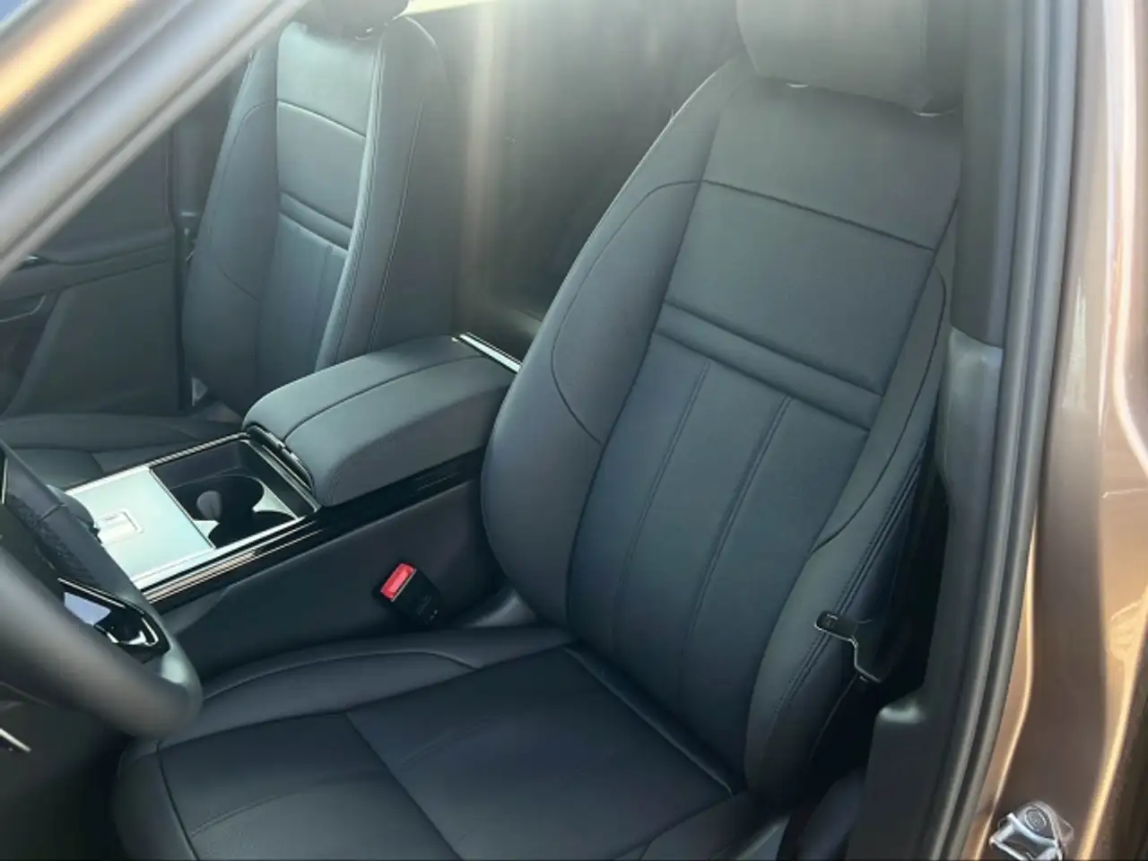 Land Rover Range Rover Evoque 2026 — фото 13