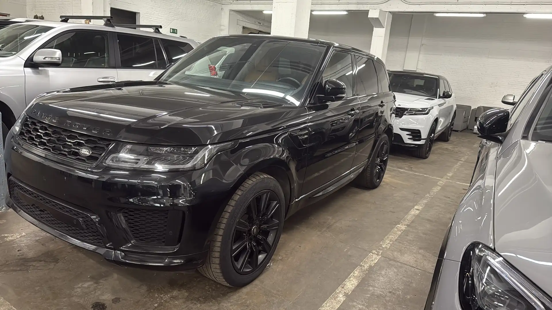 Land Rover Range Rover Sport 3.0 TD6 D250 HSE Dynamic Stealth - 1