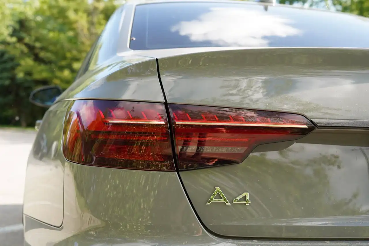 Audi A4 снимка Audi A4