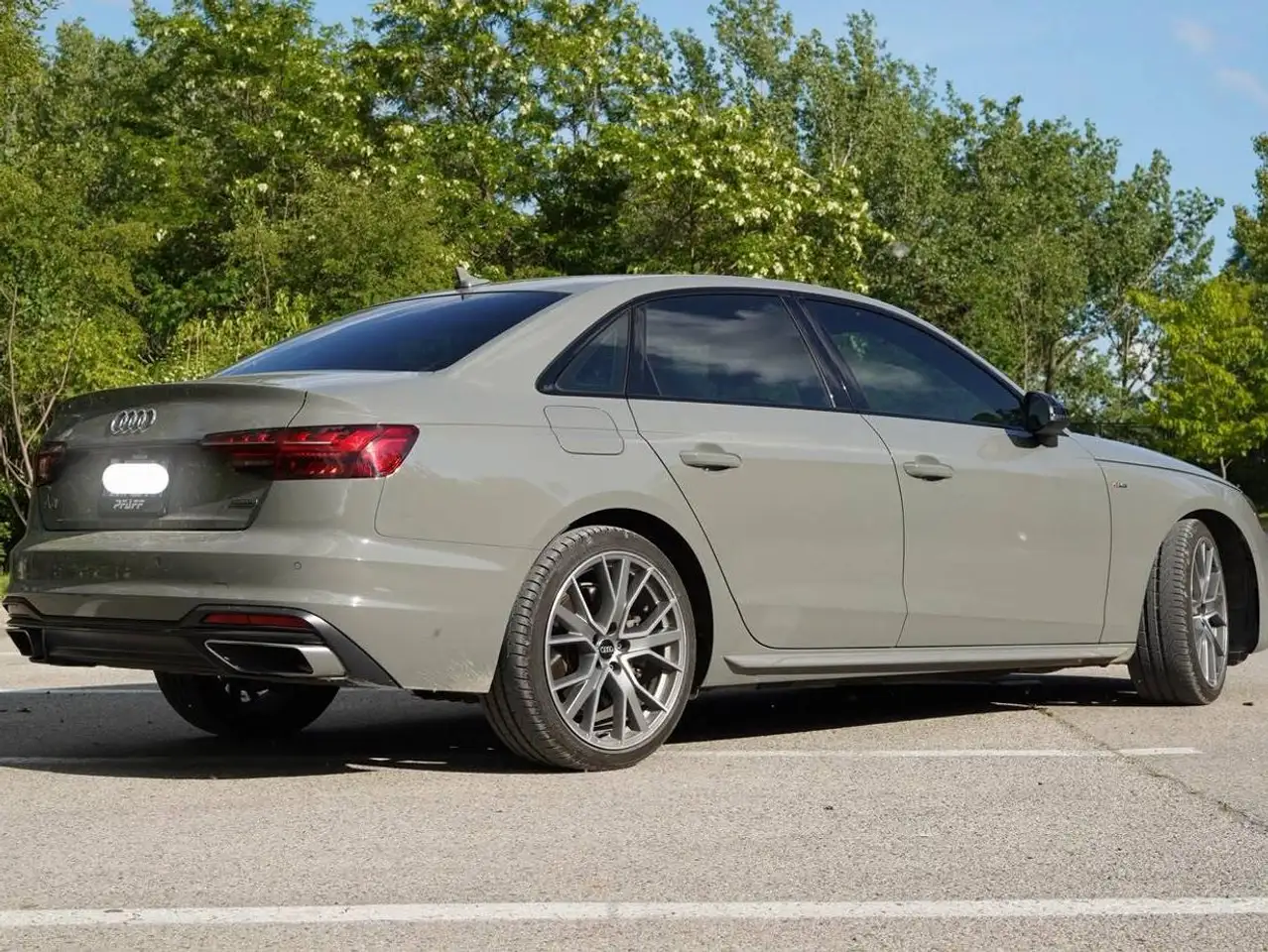 Audi A4 снимка Audi A4