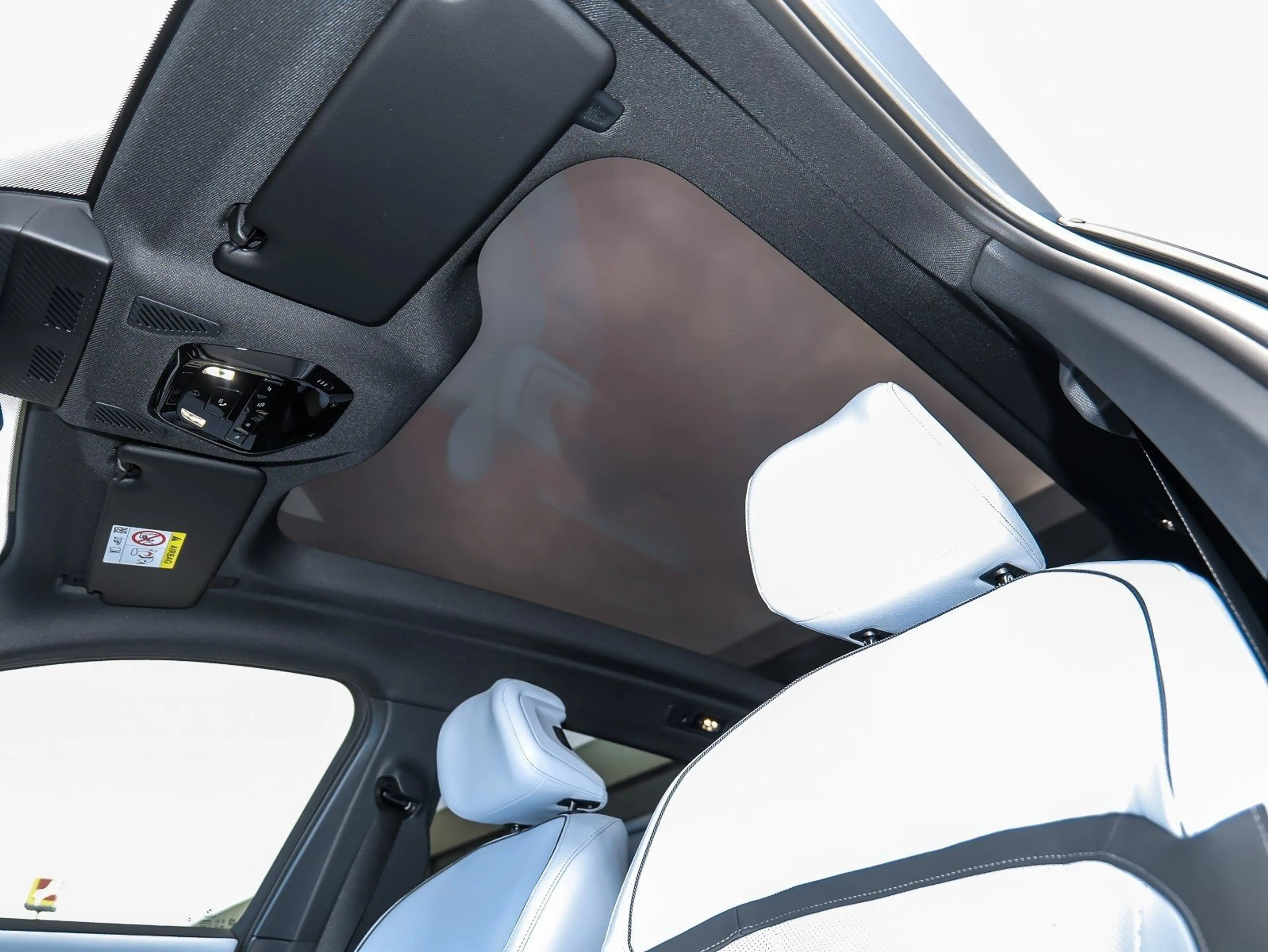 BMW iX3 40 M Sport Pro 22" 3D-HuD 360° AHK Panoramadach — photo 12