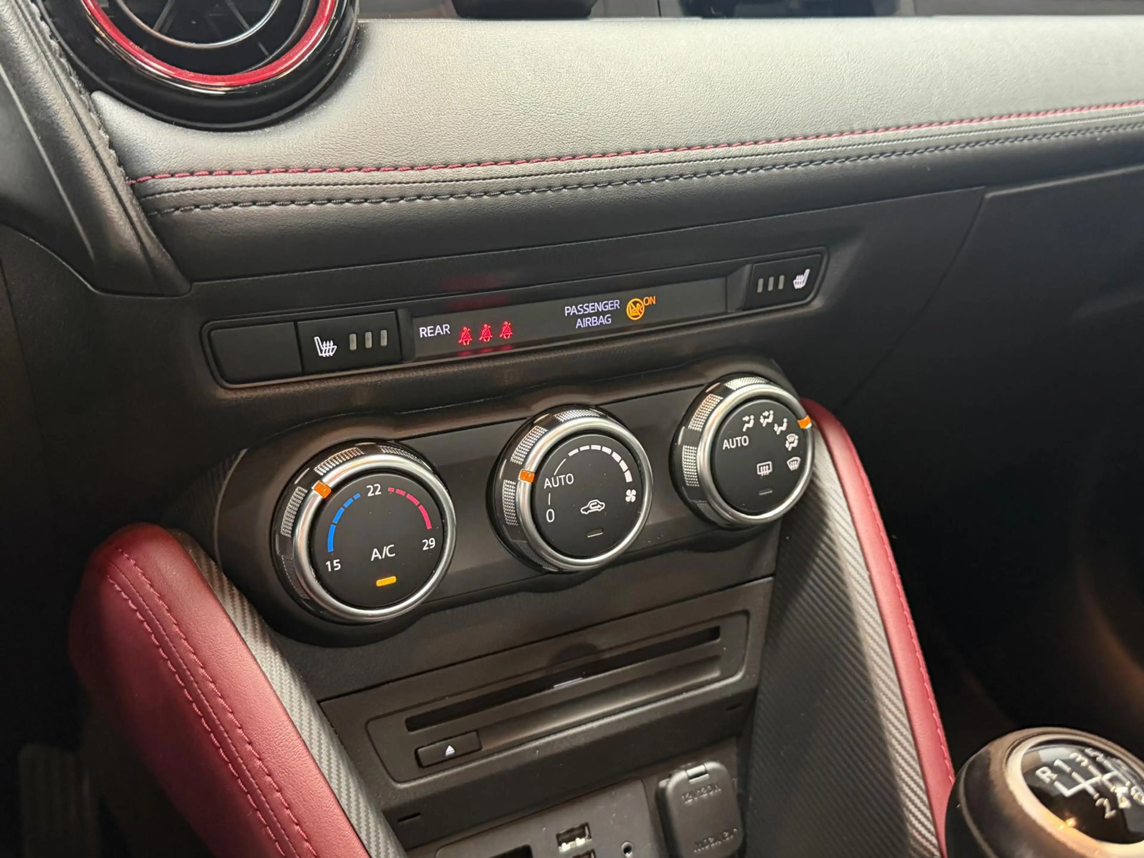 Mazda CX-3 2.0 SkyActiv-G 120 GT-M - LEDER - HEAD UP DISPLAY — photo 14