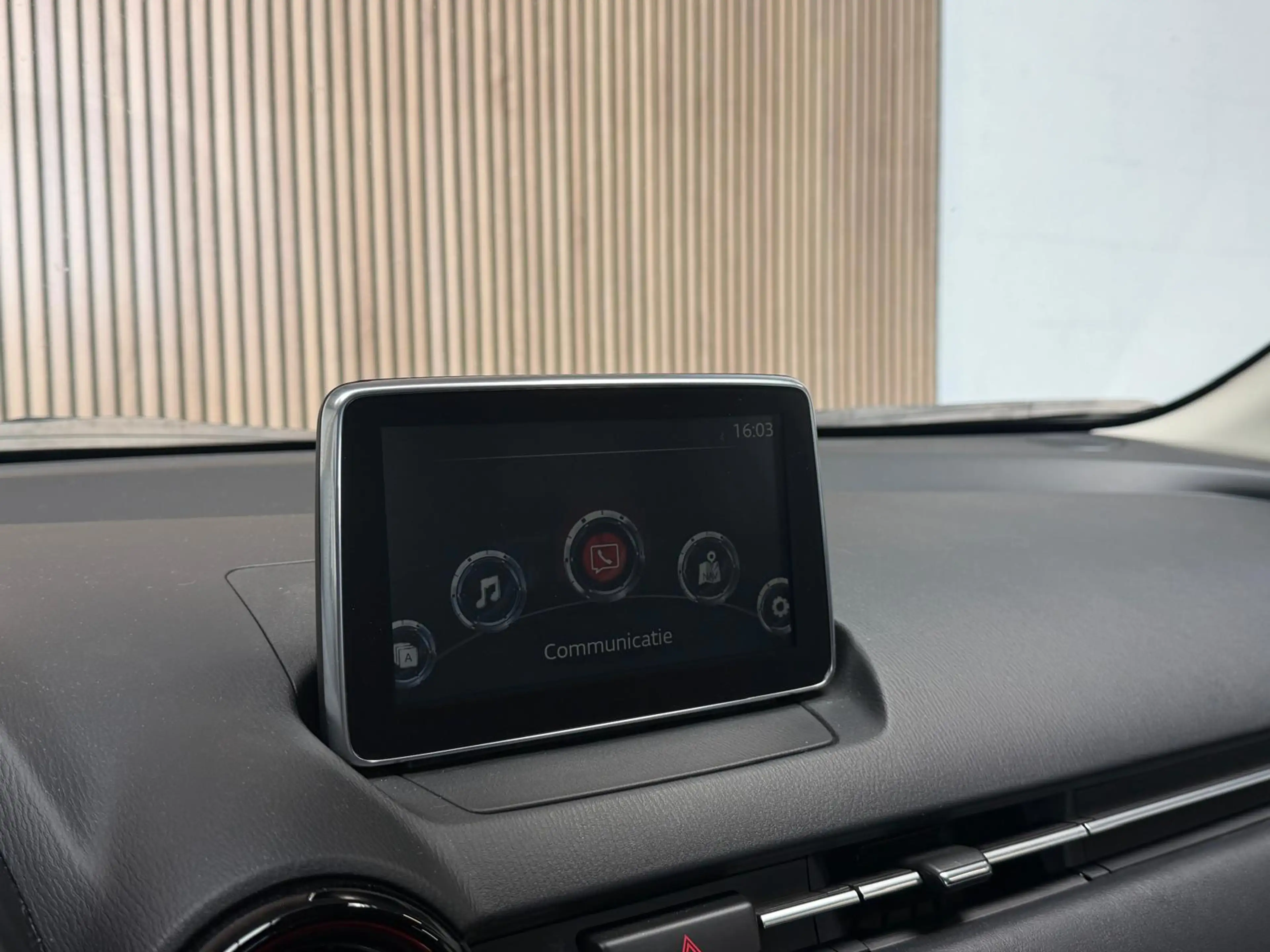 Mazda CX-3 2.0 SkyActiv-G 120 GT-M - LEDER - HEAD UP DISPLAY — photo 10