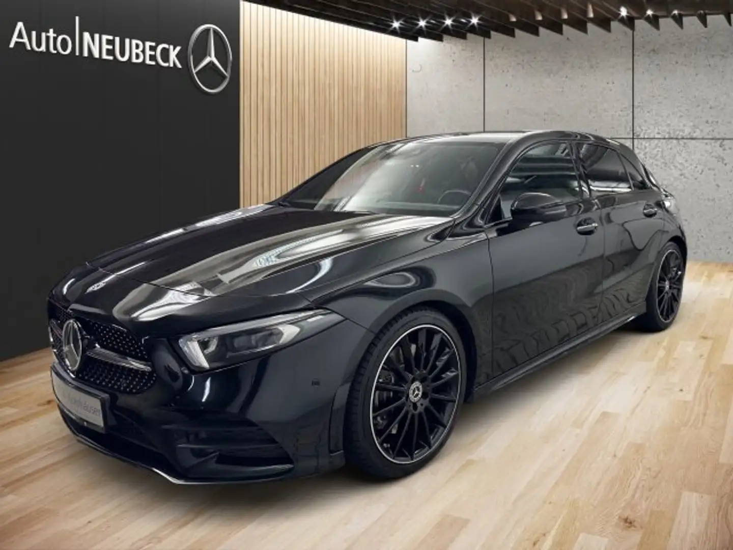 Mercedes-Benz A 250 A 250 4M AMG Line/Navi/Klima/Standheizung Styling Schwarz - 1
