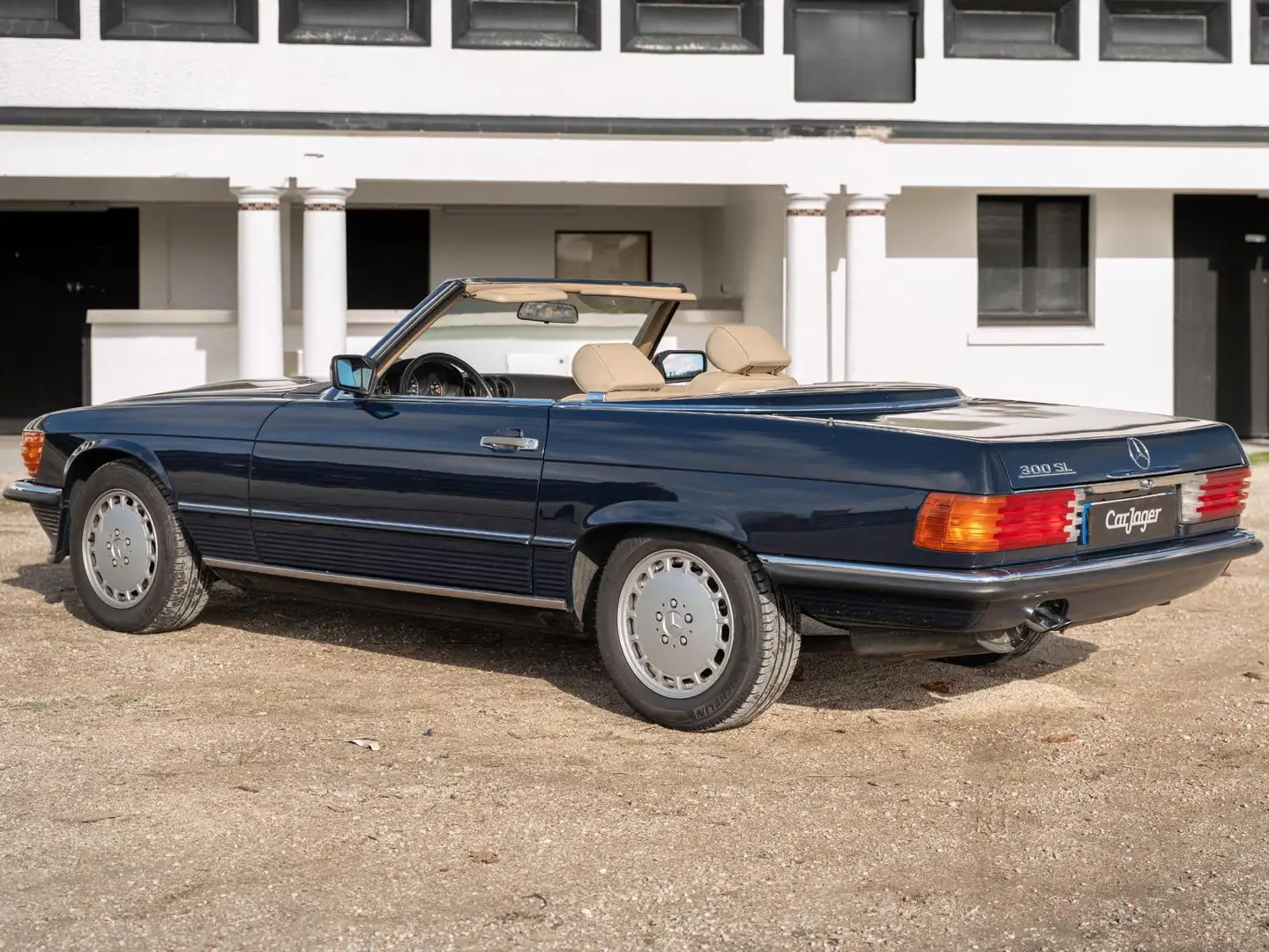 Mercedes-Benz SL 300 R107 Mavi - 2