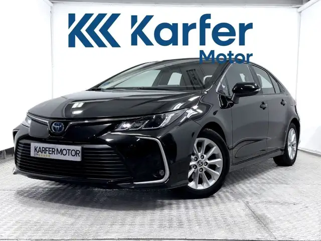 Toyota Corolla 1.8 125H ACTIVE TECH E-CVT SEDAN