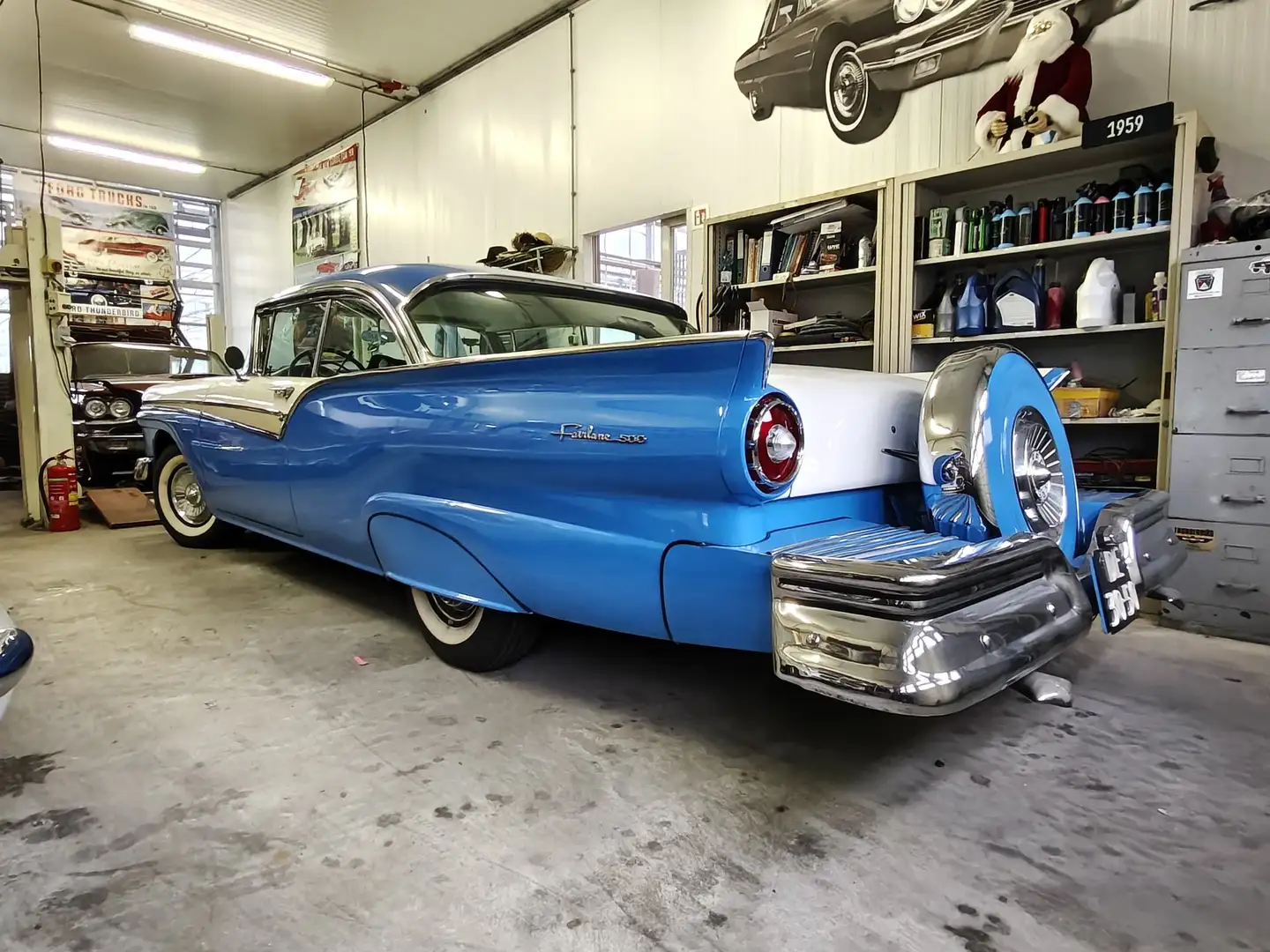 Ford Fairlane 500 club victoria Blau - 1