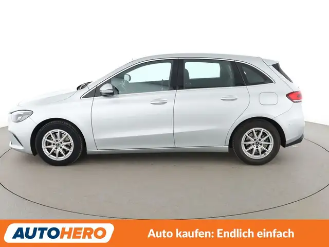 Mercedes-Benz B Class view 3