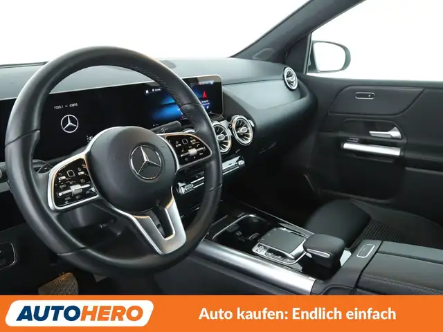 Mercedes-Benz B Class view 12