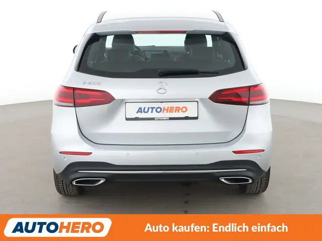 Mercedes-Benz B Class view 5