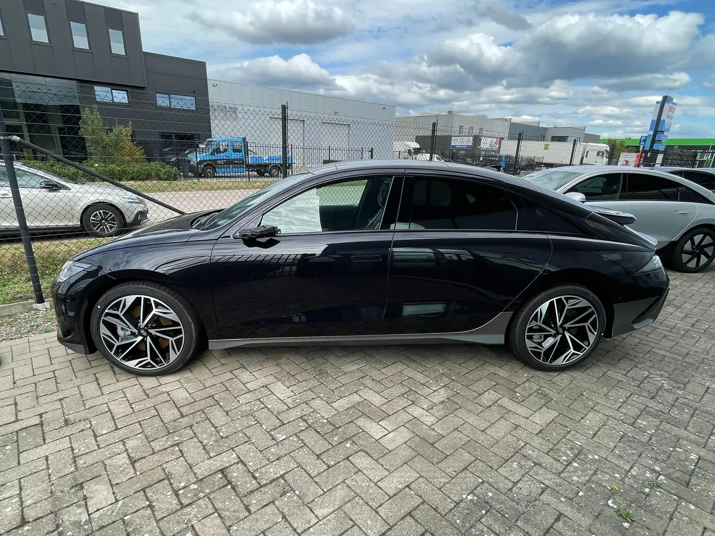 Hyundai IONIQ 6 BALANCE VISION Blauw - 2