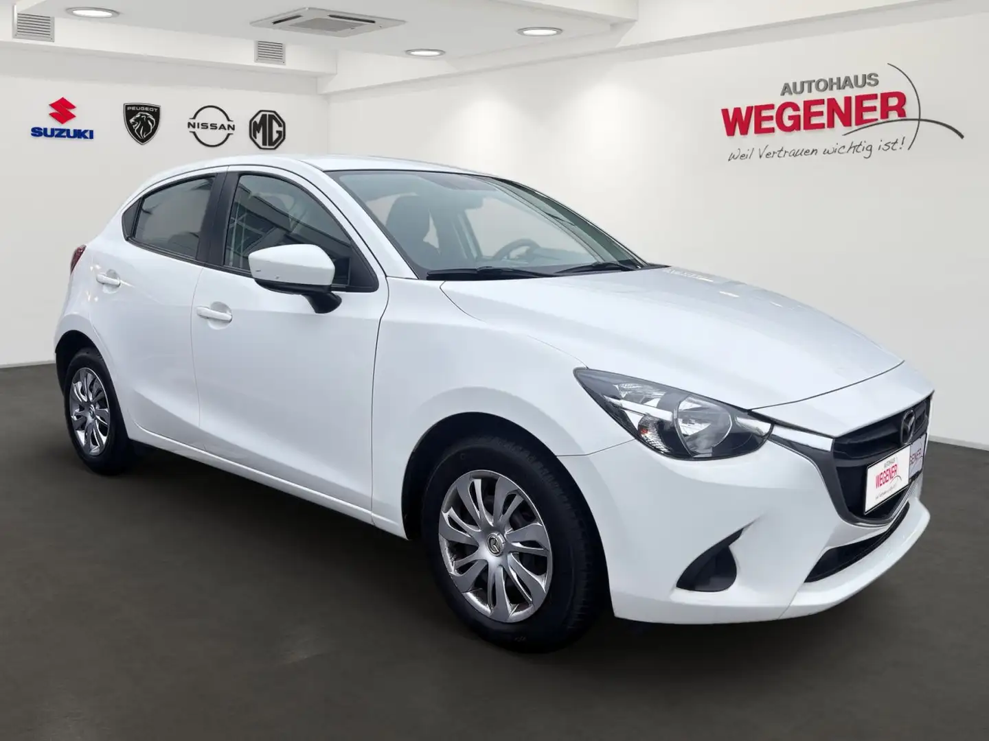 Mazda 2 1.5 MT*SERVOLENKUNG*ALLWETTER*RADIO*ABS* Weiß - 2