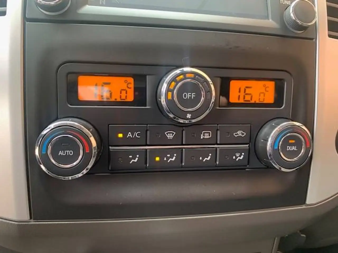 Nissan Frontier photo Nissan Frontier