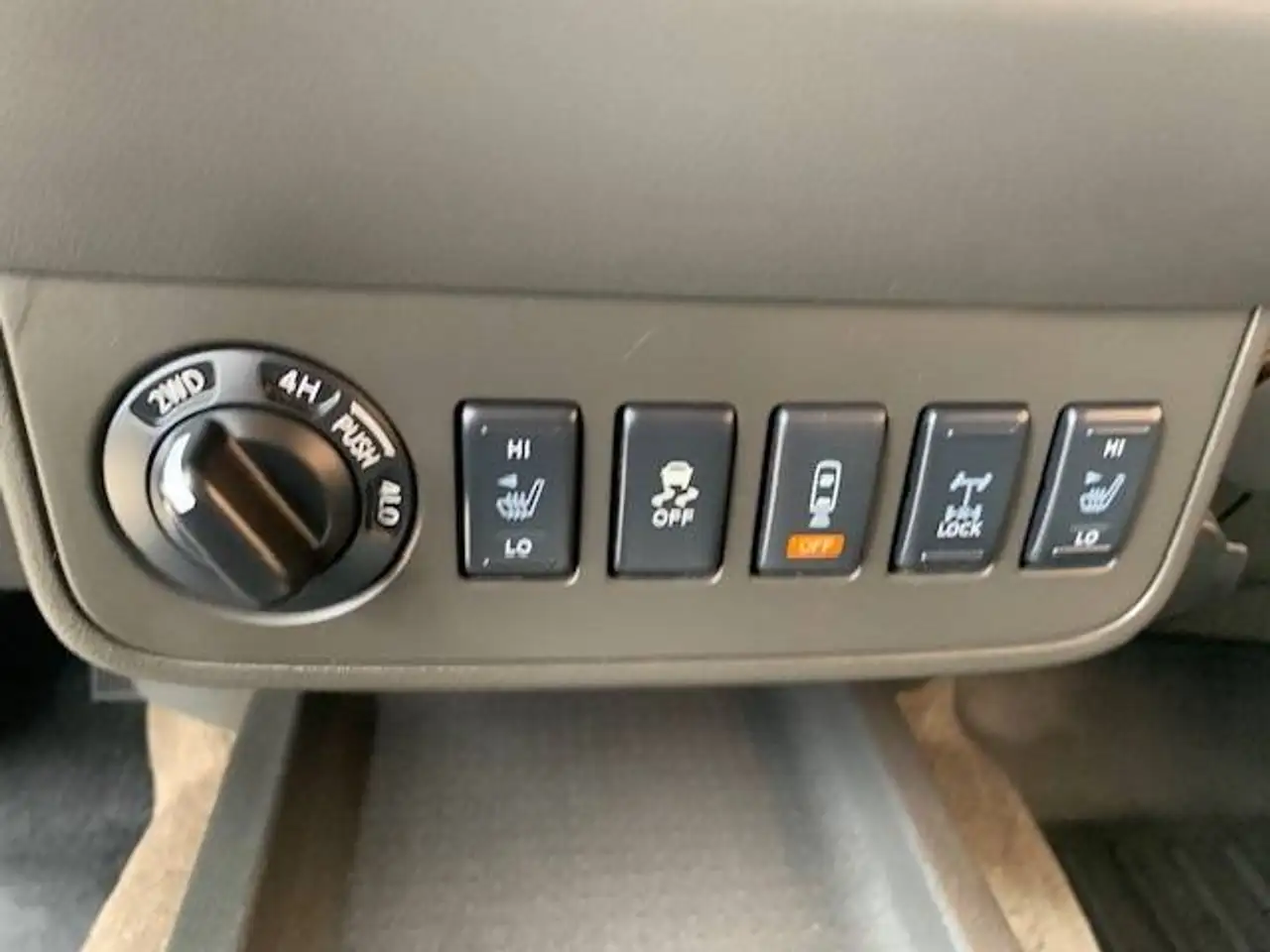 Nissan Frontier photo Nissan Frontier