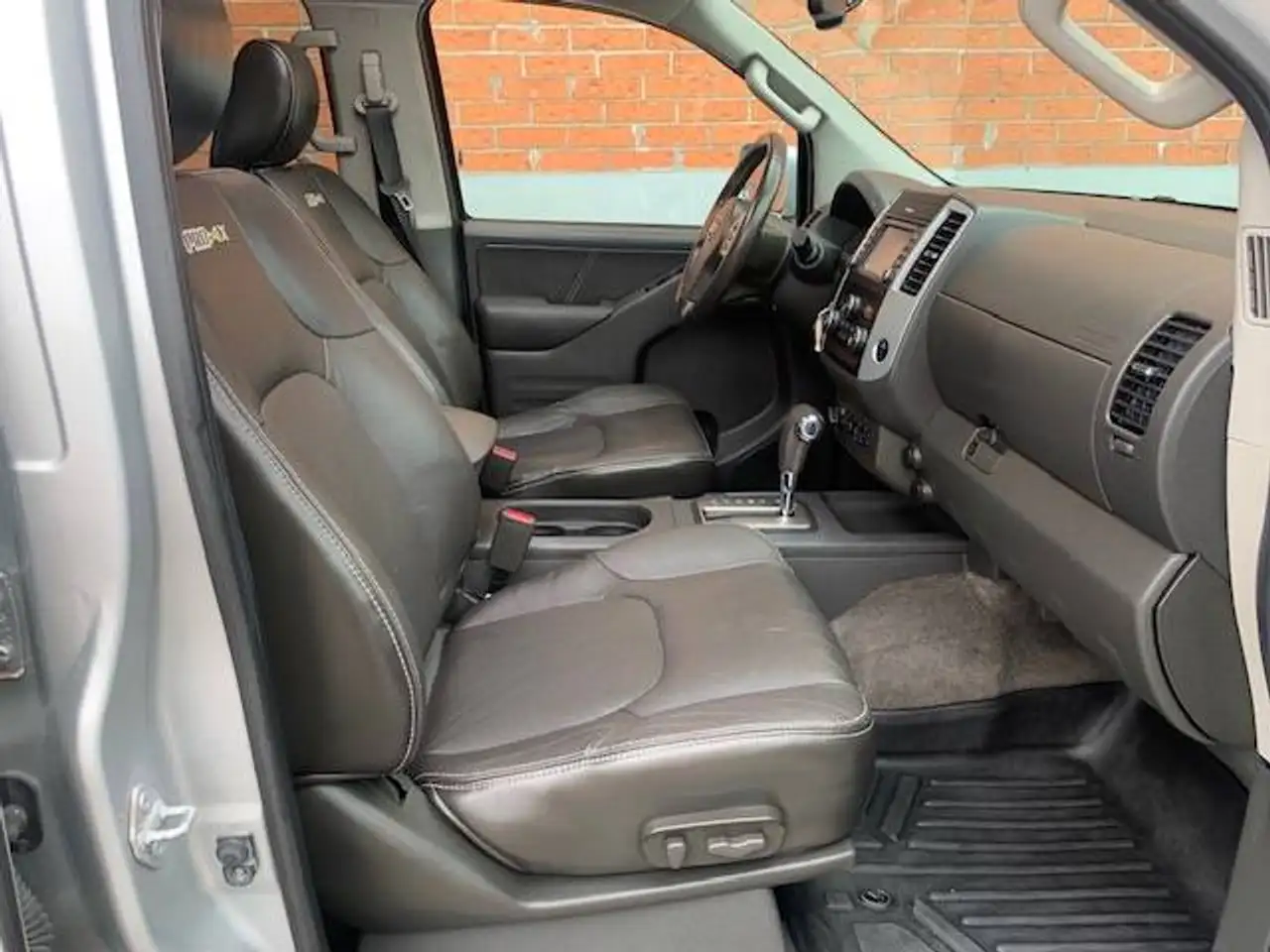 Nissan Frontier photo Nissan Frontier
