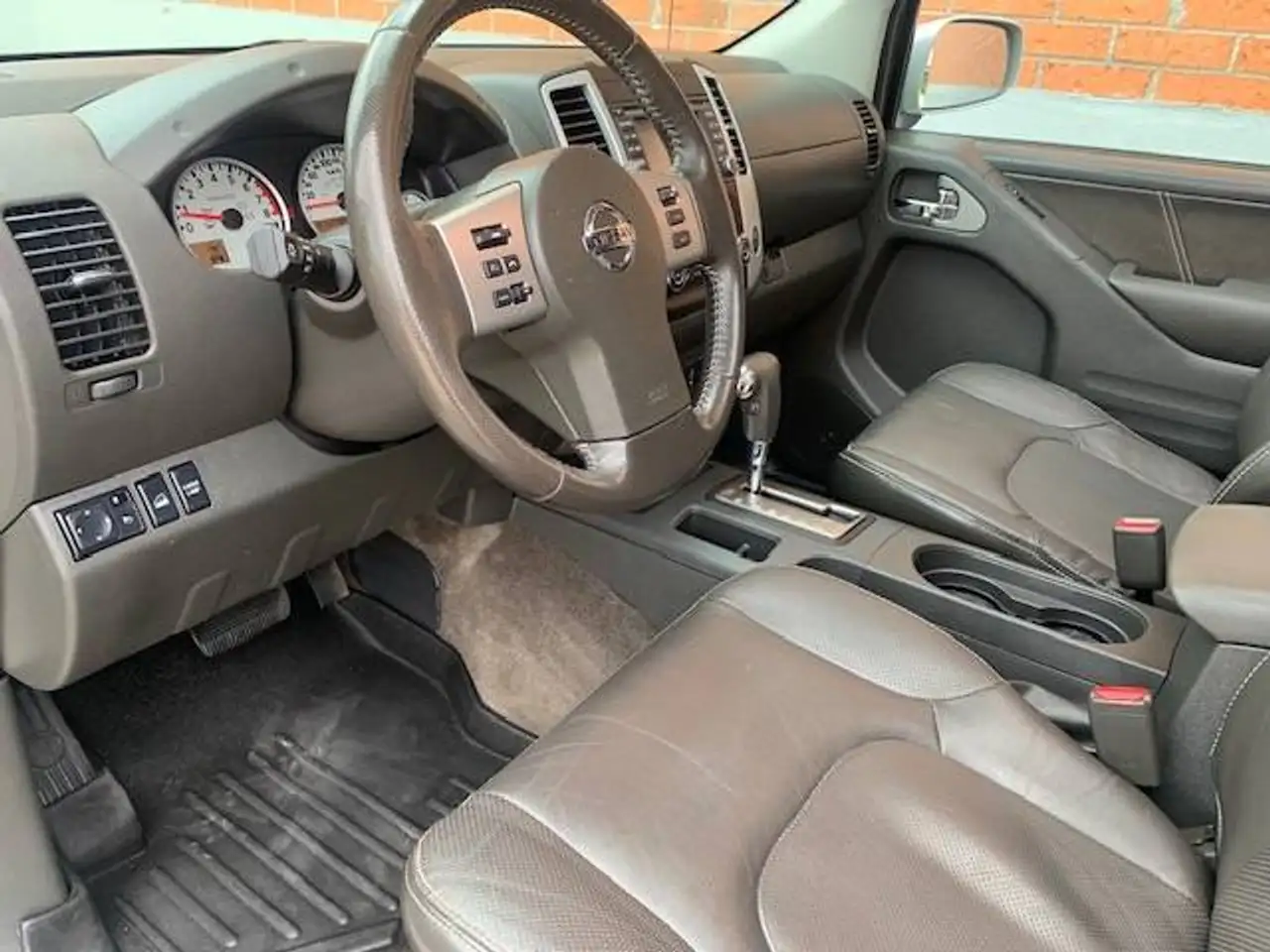 Nissan Frontier photo Nissan Frontier