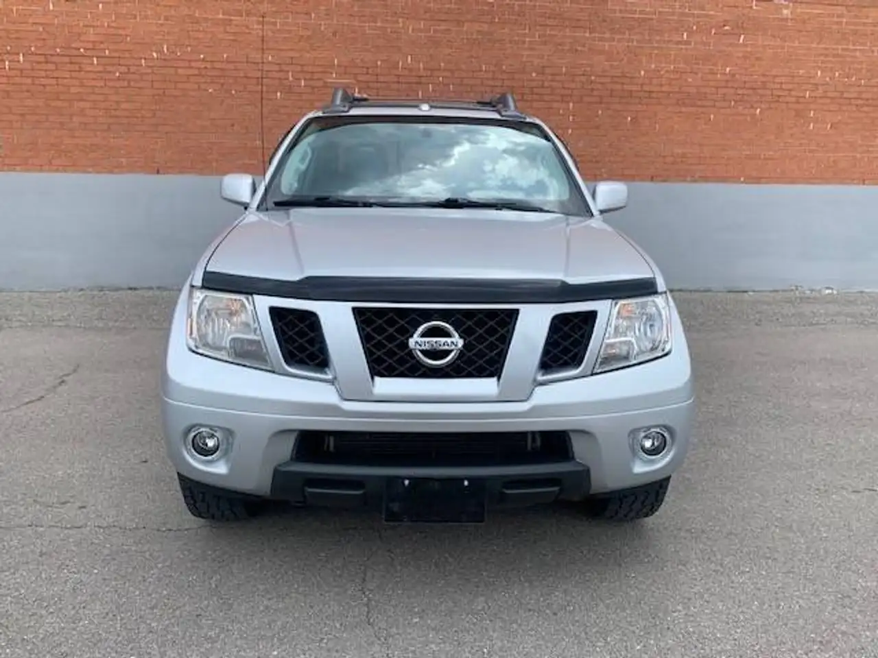 Nissan Frontier photo Nissan Frontier