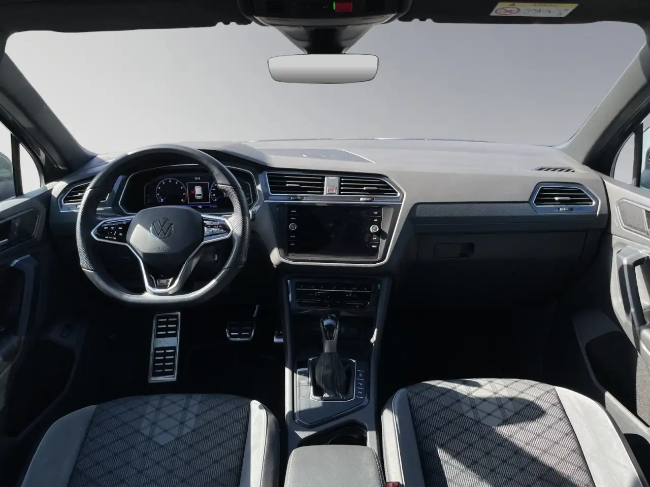 Volkswagen Tiguan 1.5 TSI DSG R-Line LED-Matrix AHK Navi Klima Navi 11