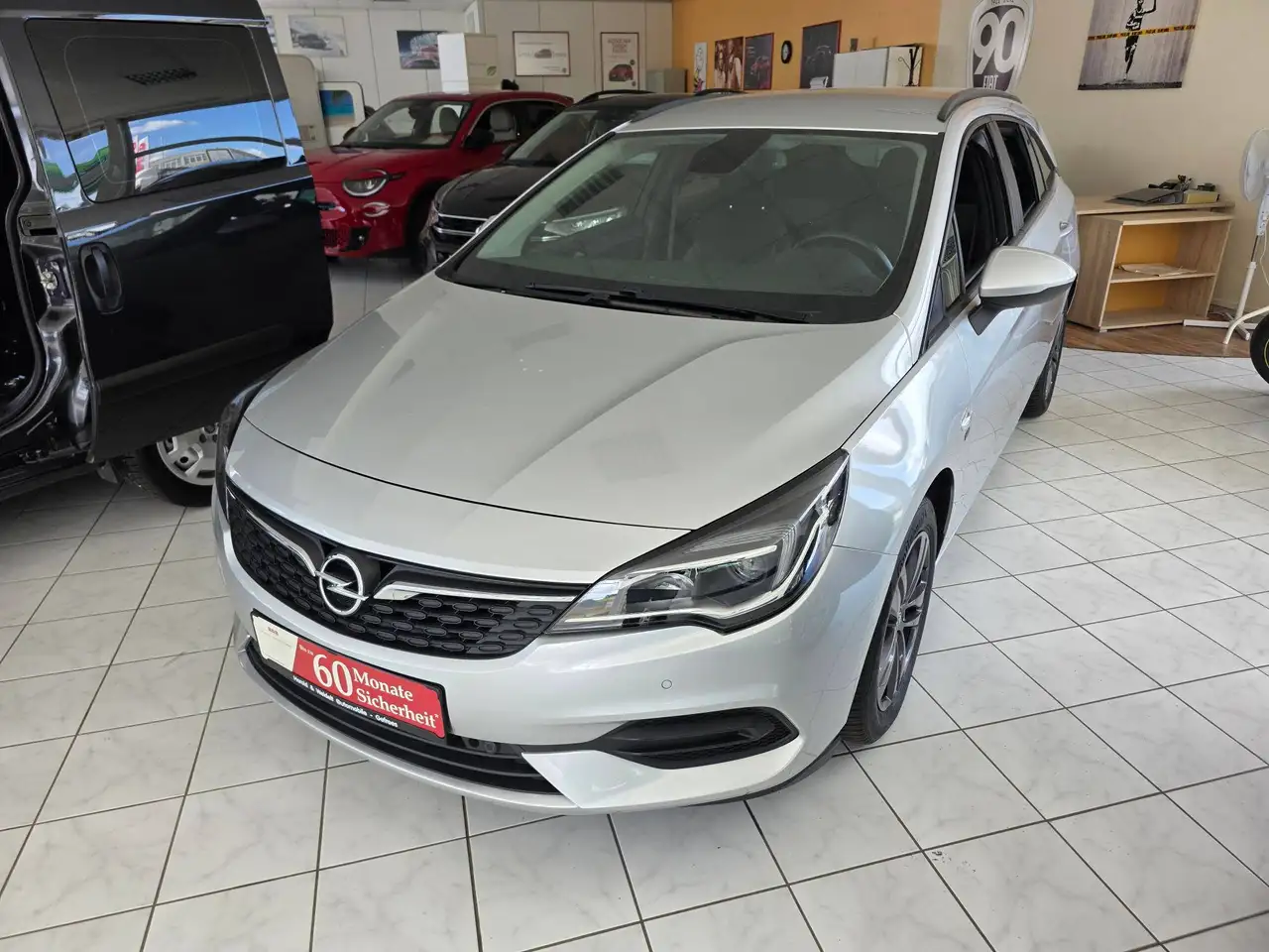 Opel Astra 120 Jahre Sitzheizung Lenkradheizung