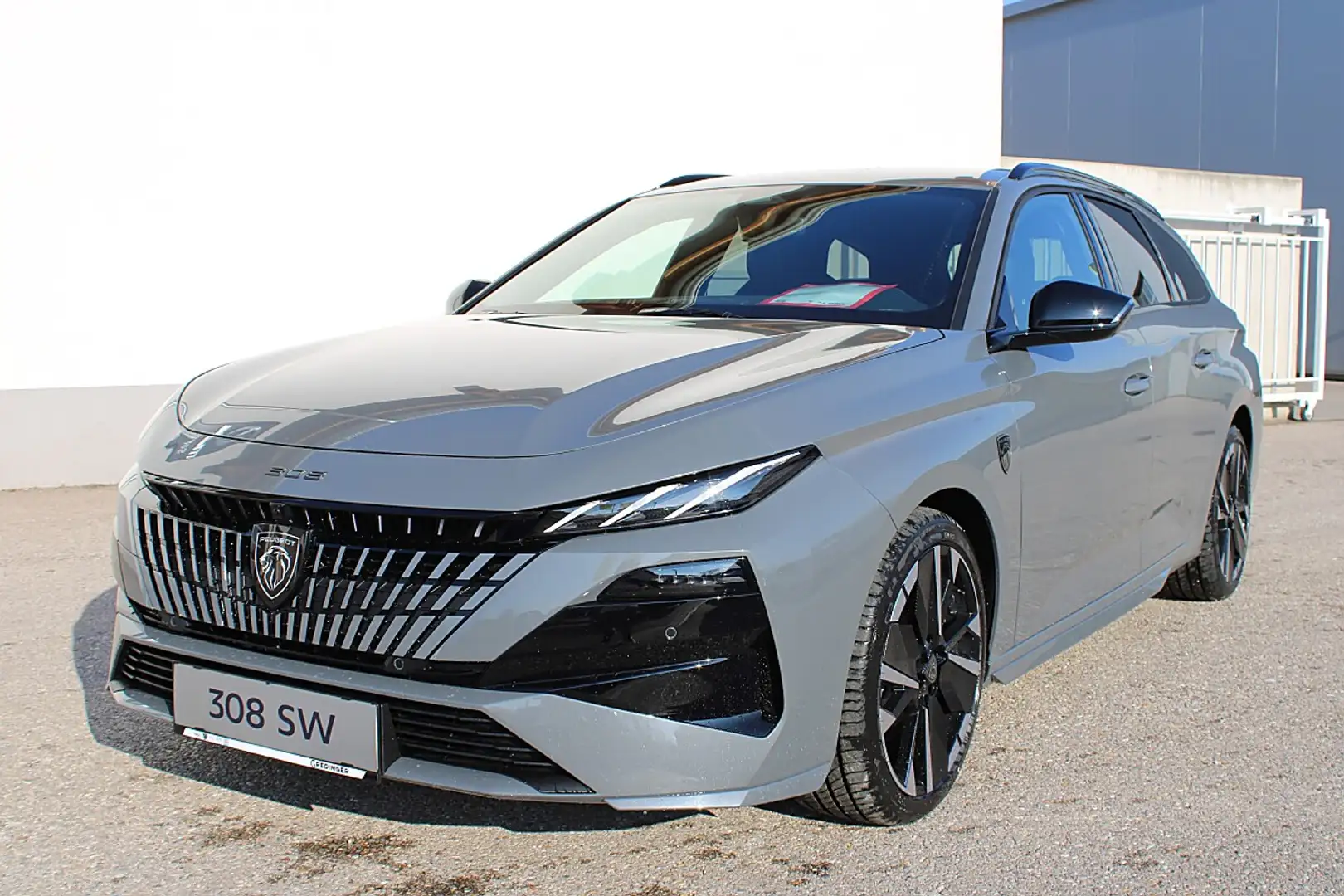 Peugeot 308 SW Hybrid 145 e-DSC6 GT Grau - 1