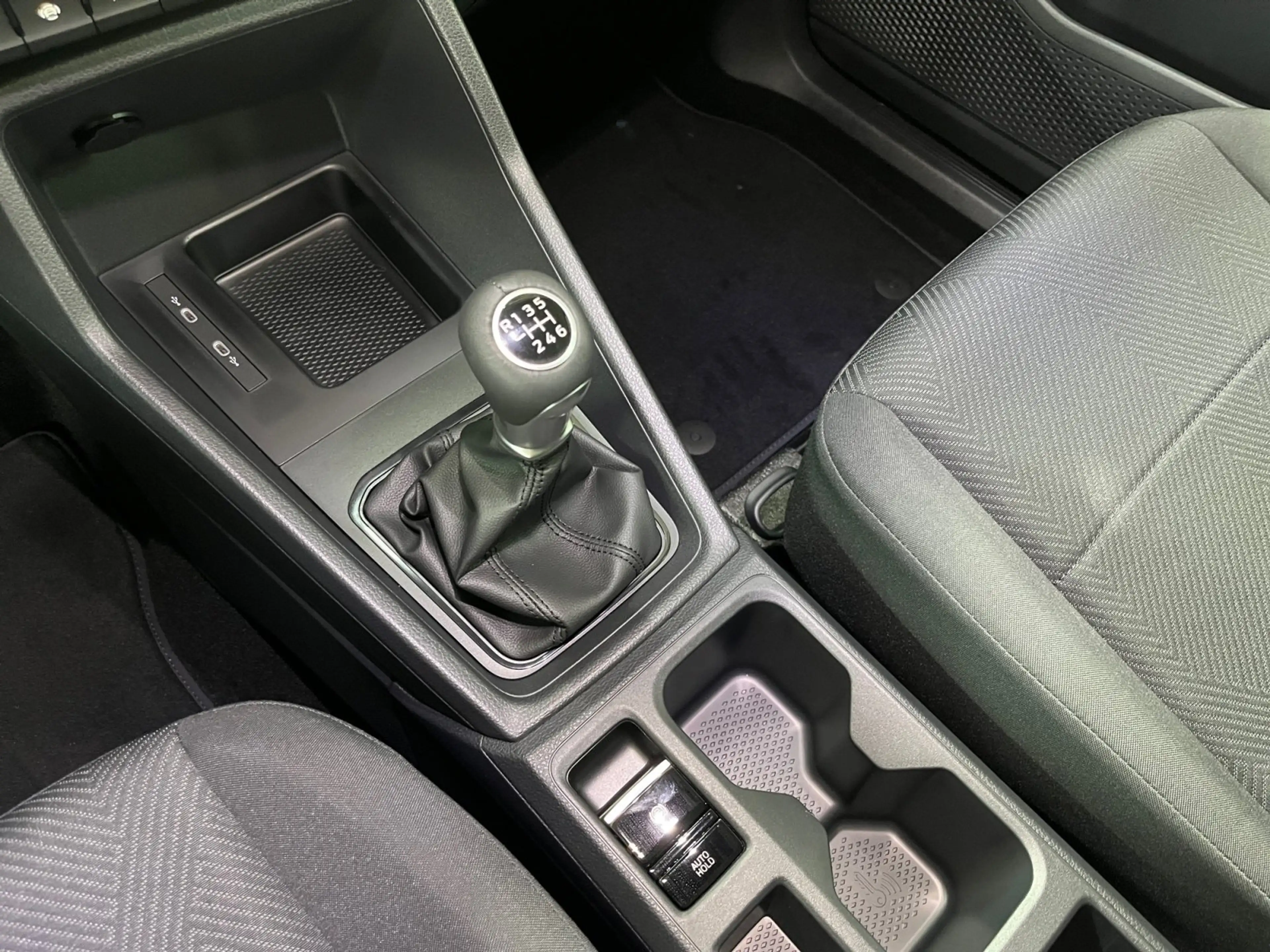 Ford Tourneo Connect 2.0 EcoBlue Tempomat — photo 9