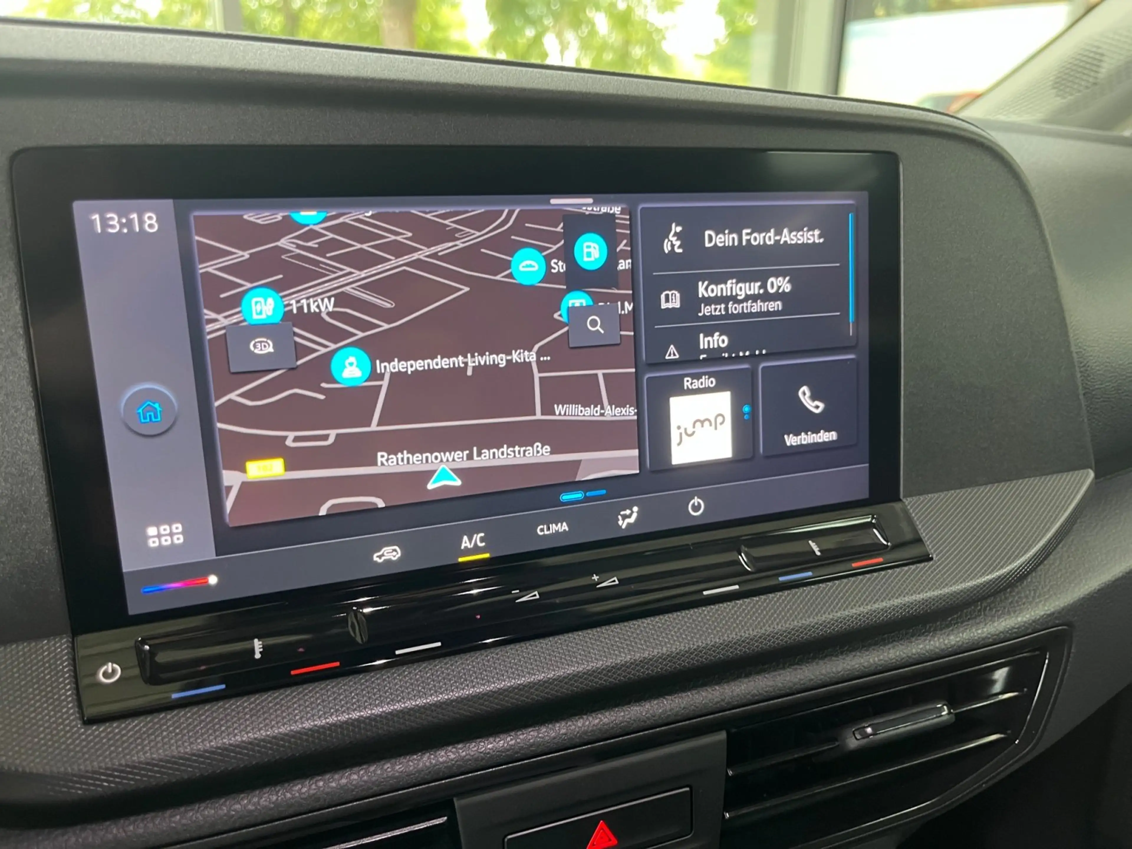 Ford Tourneo Connect 2.0 EcoBlue Tempomat — photo 13