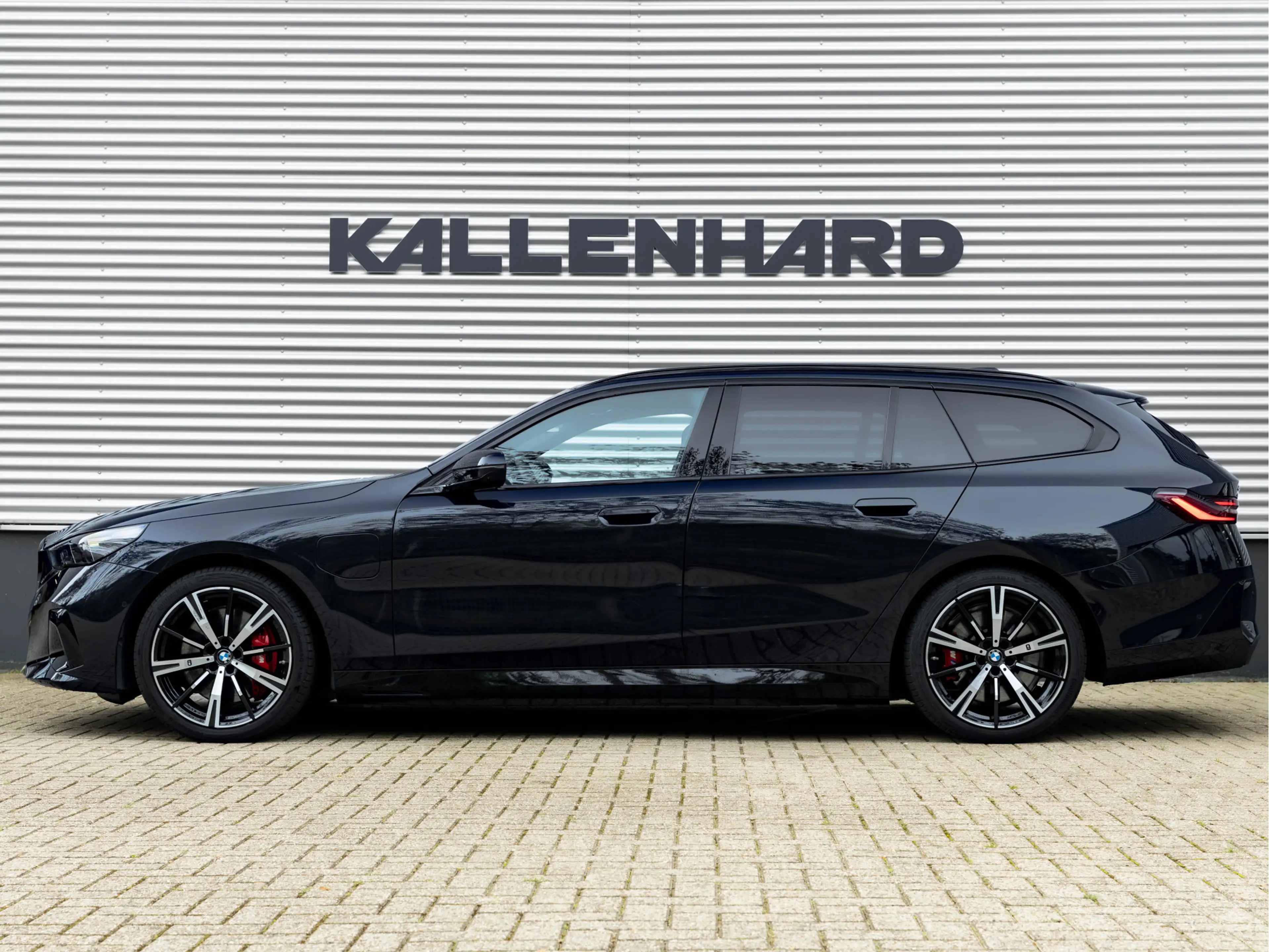 BMW 550 5-serie Touring 550e xDrive - M-Sport Pro - Comfor — photo 8