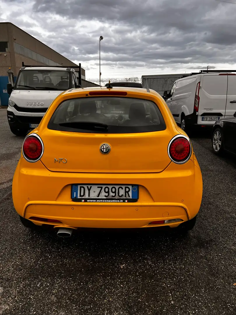 Alfa Romeo MiTo 1.6 jtdm Distinctive sport pack 120cv Yellow - 2