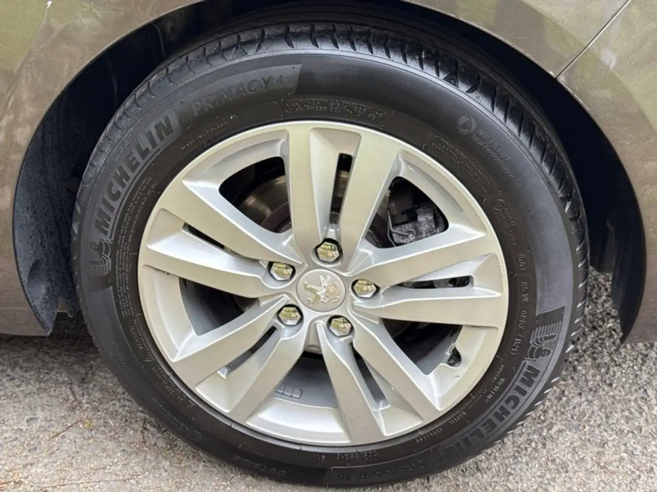 Peugeot 308 308 — photo 9