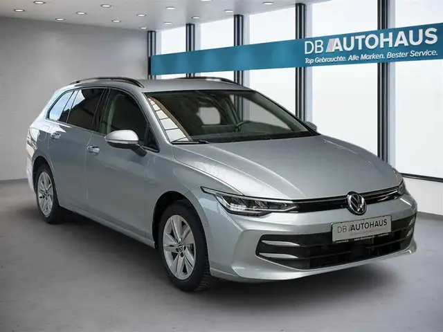 Volkswagen Golf view 2