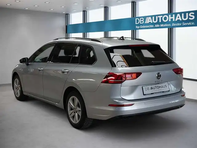 Volkswagen Golf view 6