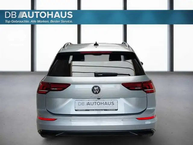 Volkswagen Golf view 5