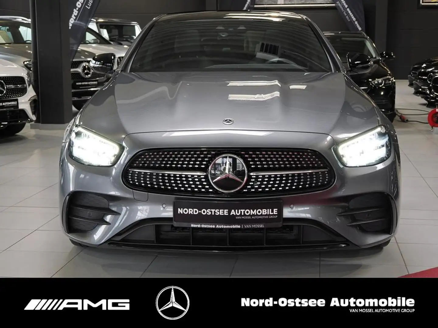 Mercedes-Benz E 300 de AMG KAMERA PANO NIGHT WIDESCREEN LED Gris - 2