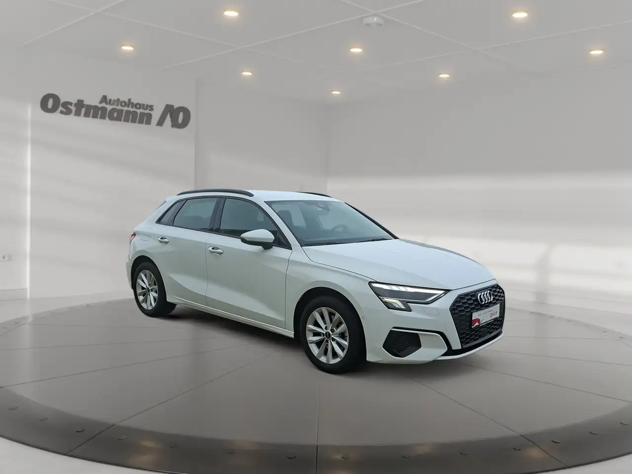 Audi A3 Sportback 30 TFSI basis S-Line AHK RFK ACC 6