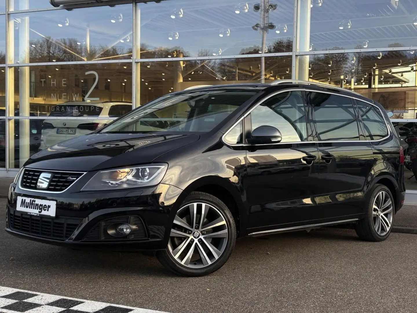 SEAT Alhambra 2.0 TDI Ecomotive FR-Line Navi Climatr Schwarz - 2