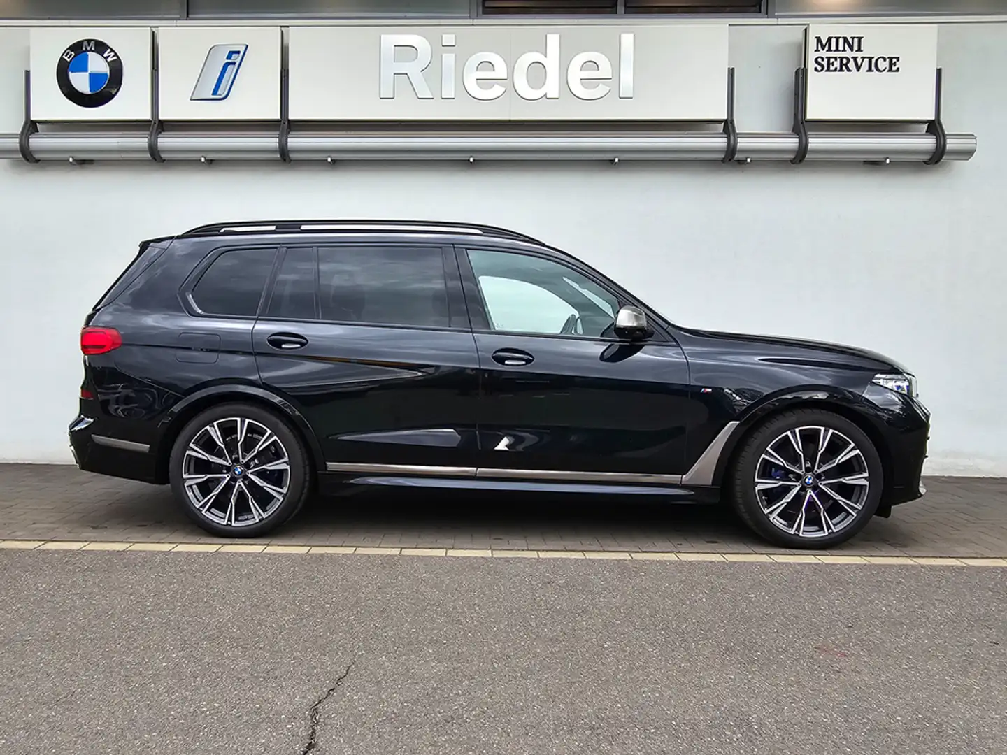 BMW X7 M50d Sport Aut*Komfortsitze*Laser*AHK*ACC*Sky Schwarz - 2
